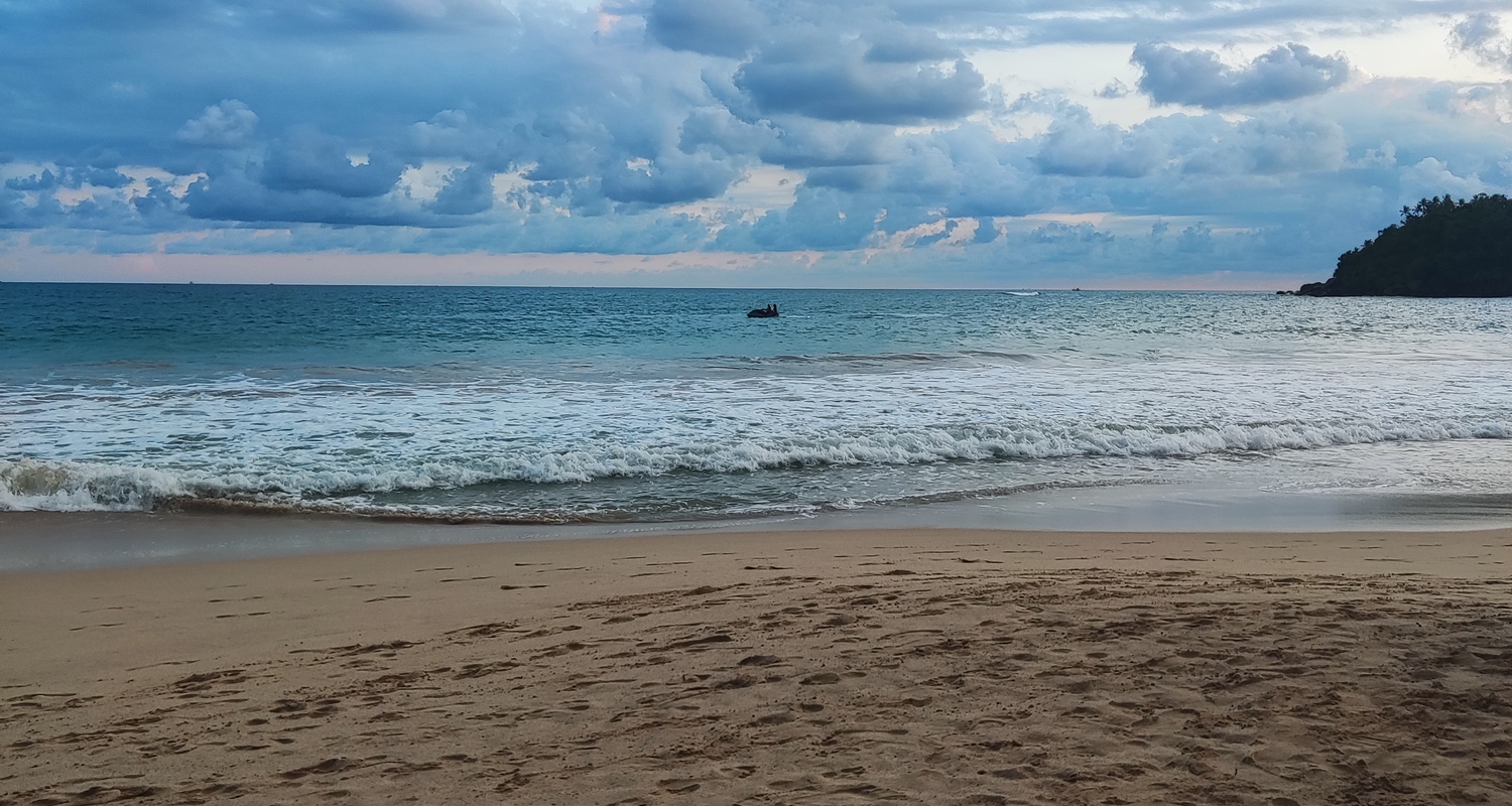 sand beaches sri lanka